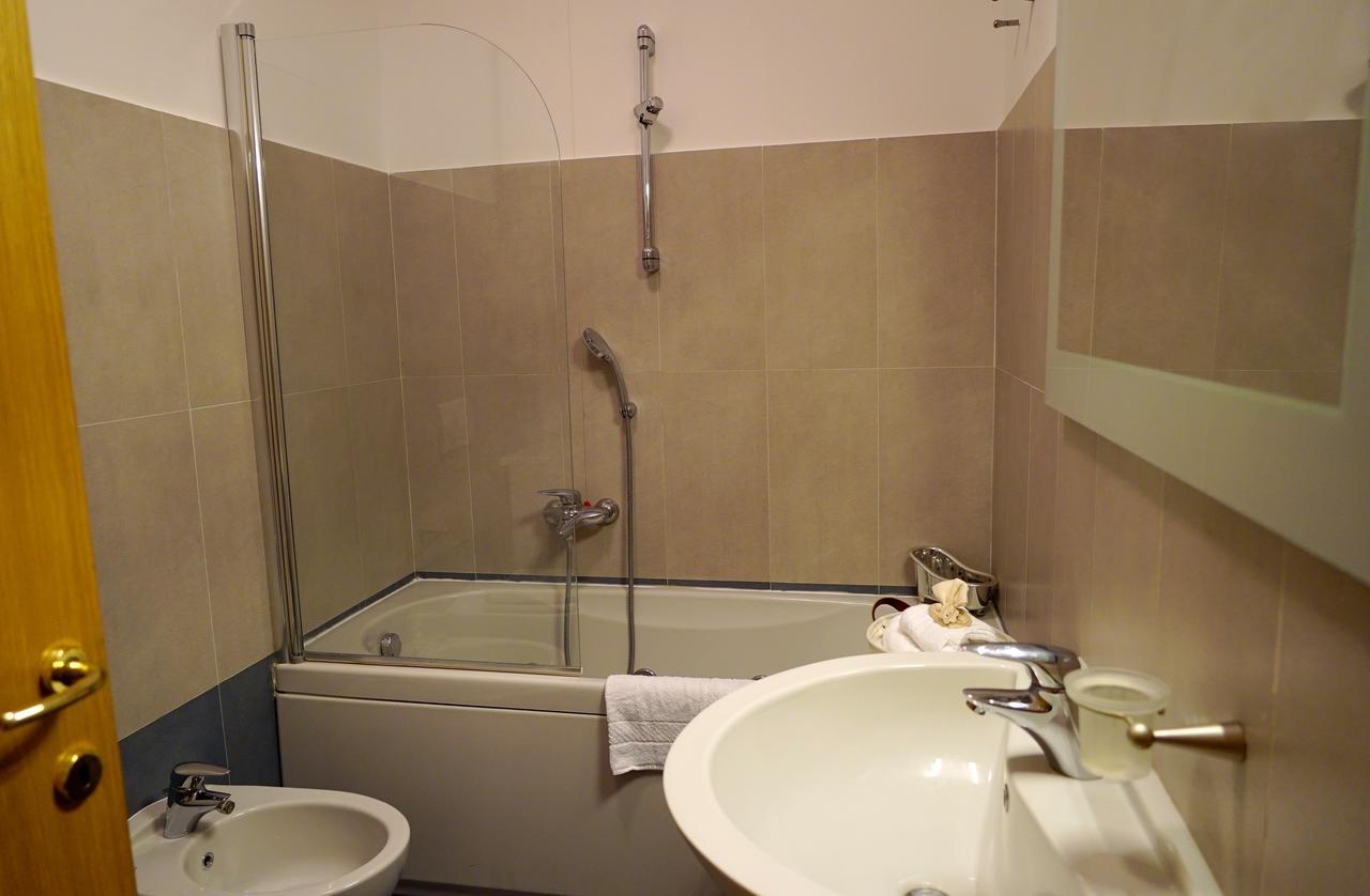 Duomo Apartment Milan Extérieur photo